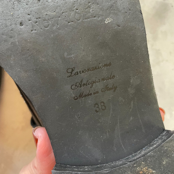 Italian Leather Studded Punk Goth Statement Buckle Oxfords Sz 38 Made in Italy - Picture 3 of 9